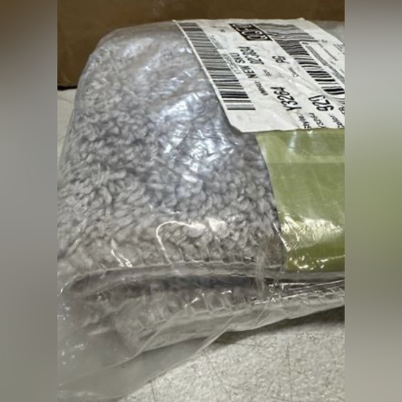 Mohawk Home Bridgetown Machine Washable Bath Mat 20" x 34" - Silver - Picture 5 of 5